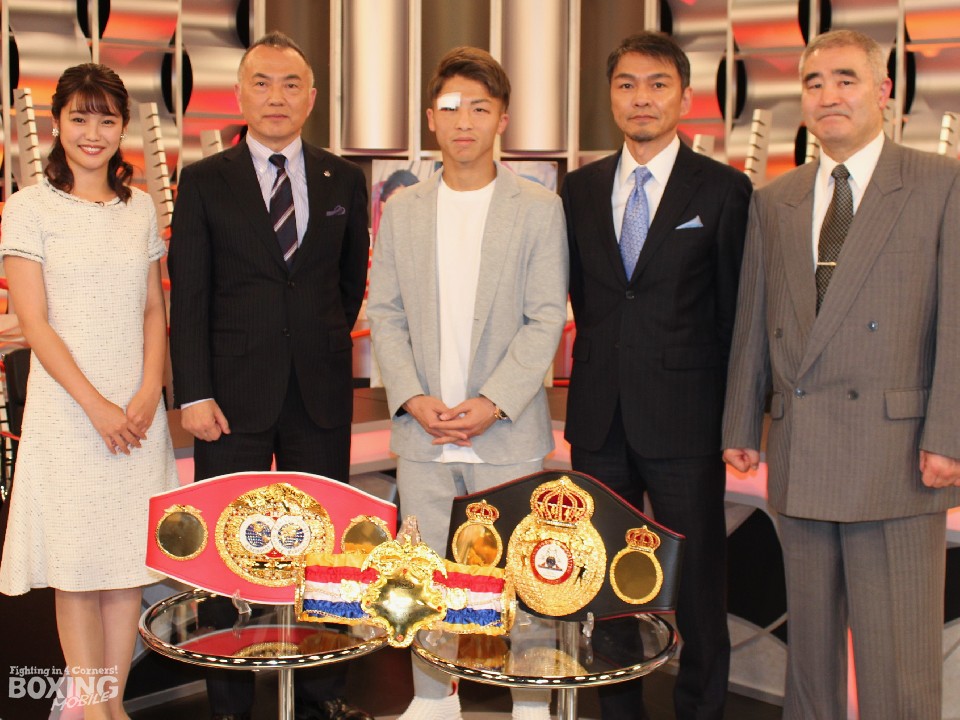 ���^��ɋL�O�B�e