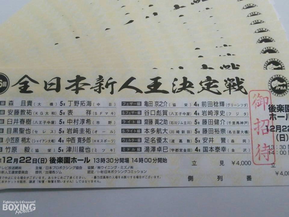 �y�A10�g�Ƀv���[���g