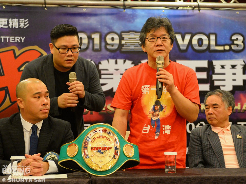 ���A�ɗ������X�쎁