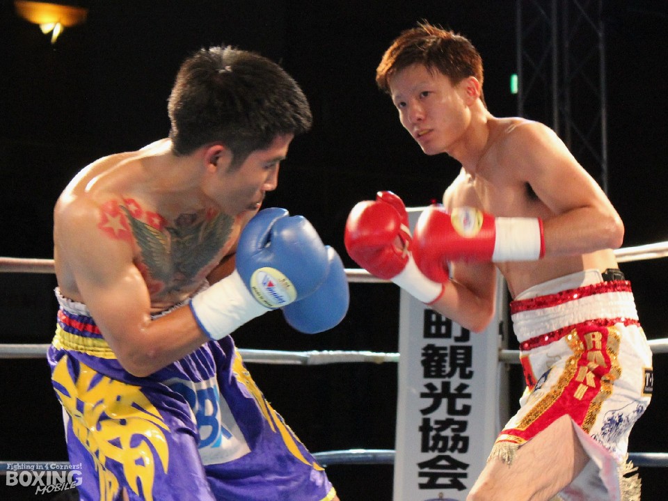 �E:�t�����U�ߗ��Ă�