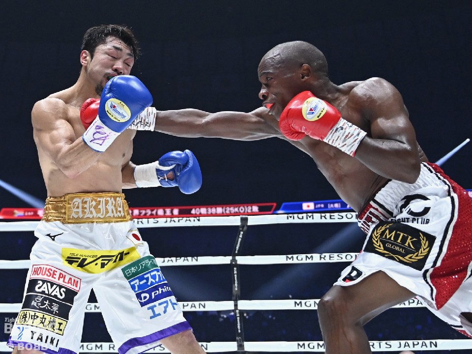 �����d�|�������d�~��