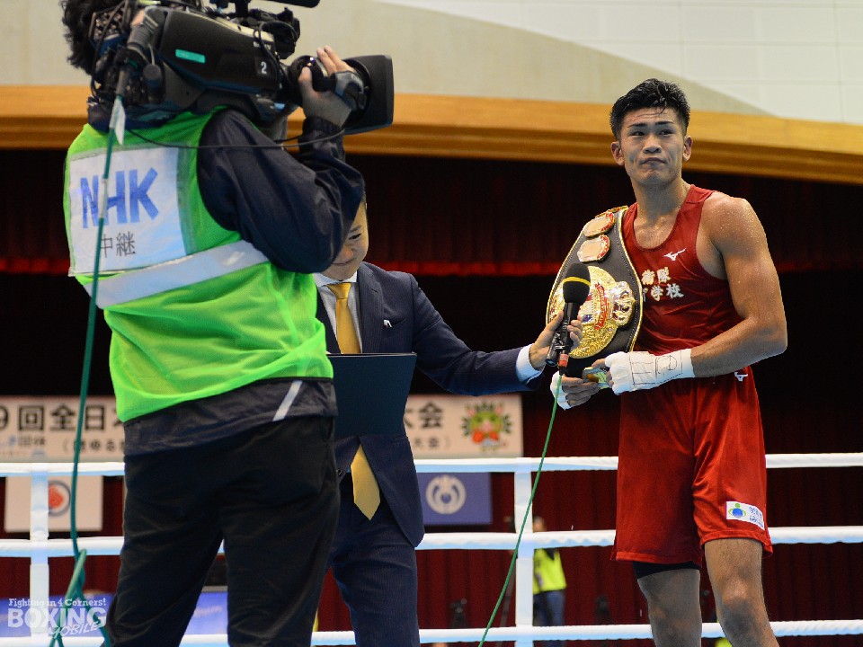 ����������M���ĕ]�����ꂽ�X�e