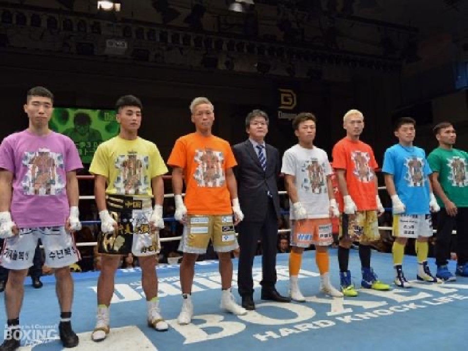 ��N11���ōs��ꂽ�Z�����j�[