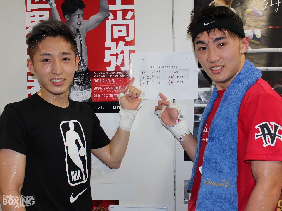 ��:����̒��_�����N(20)�ƂƂ��Ƀv���̓���