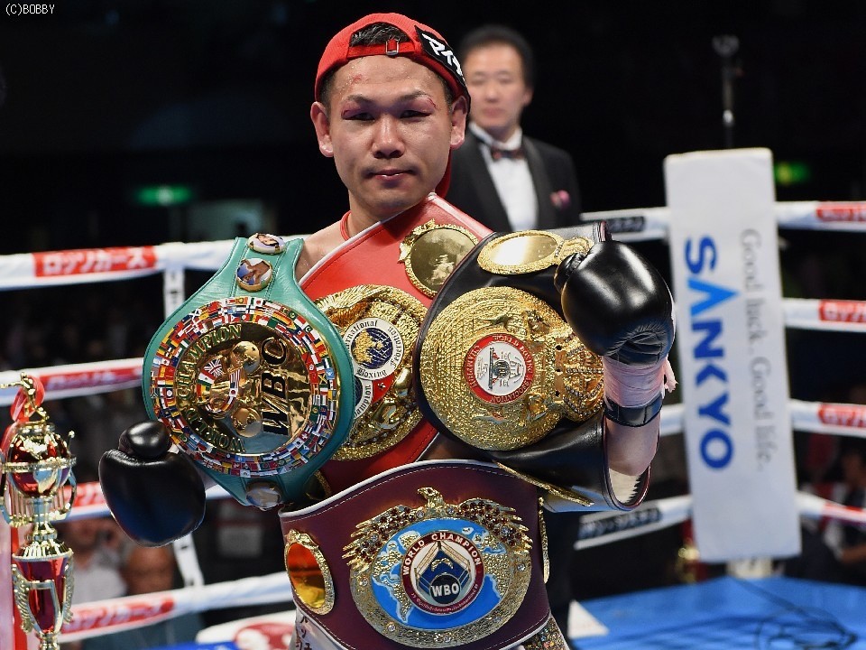 �Ăуv���̃����O�ɏオ�鍂�R����(36)