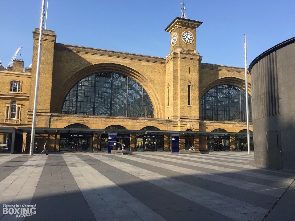 ���b�N�_�E�����̃����h�����S��