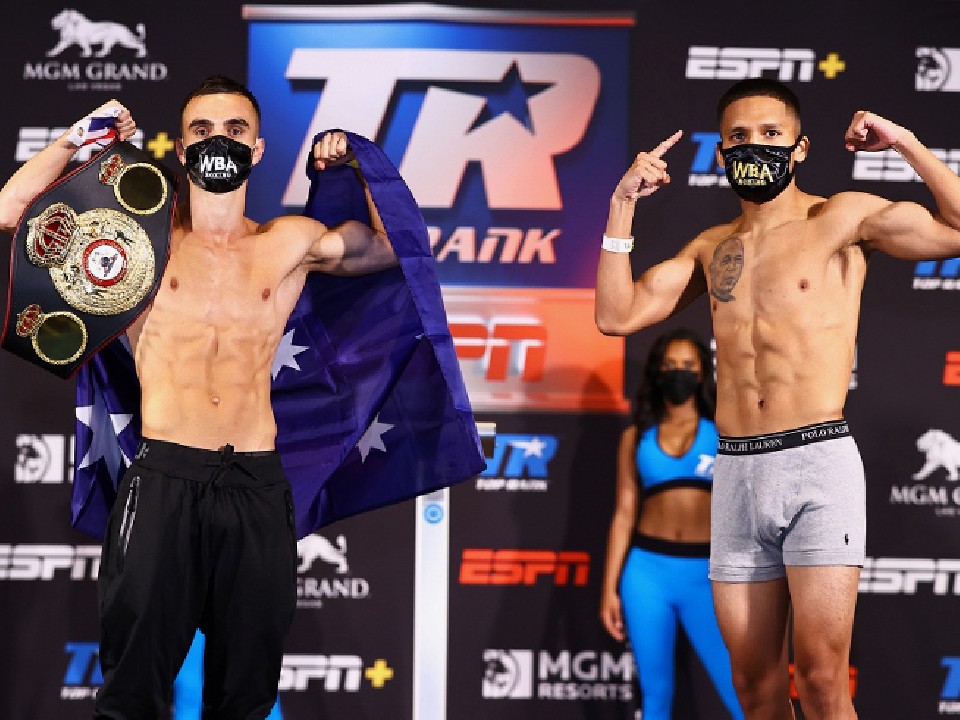 �A���h�����[�E�}���j�[���h�q��