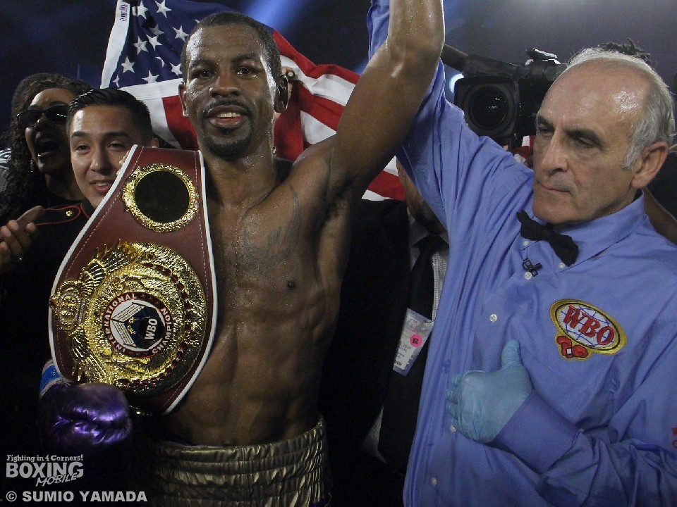 WBO���E�X�[�p�[�t�F�U�[�����҃W�������E�w�����O