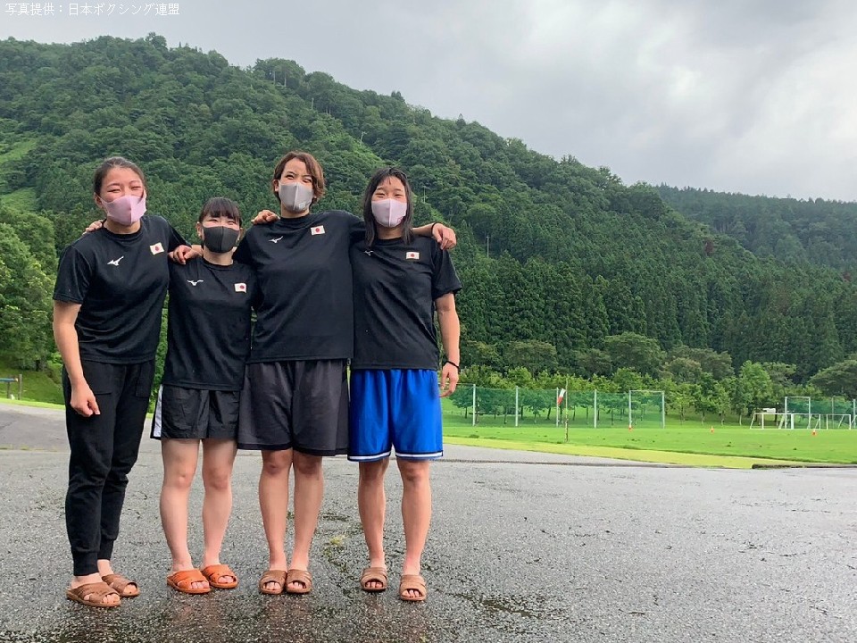 ���n�ł��_�{�E���؁E�Ò[�E���]