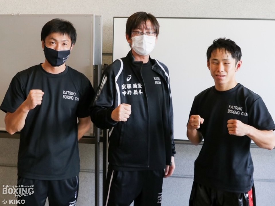 �E:���{����(22)������˔j!