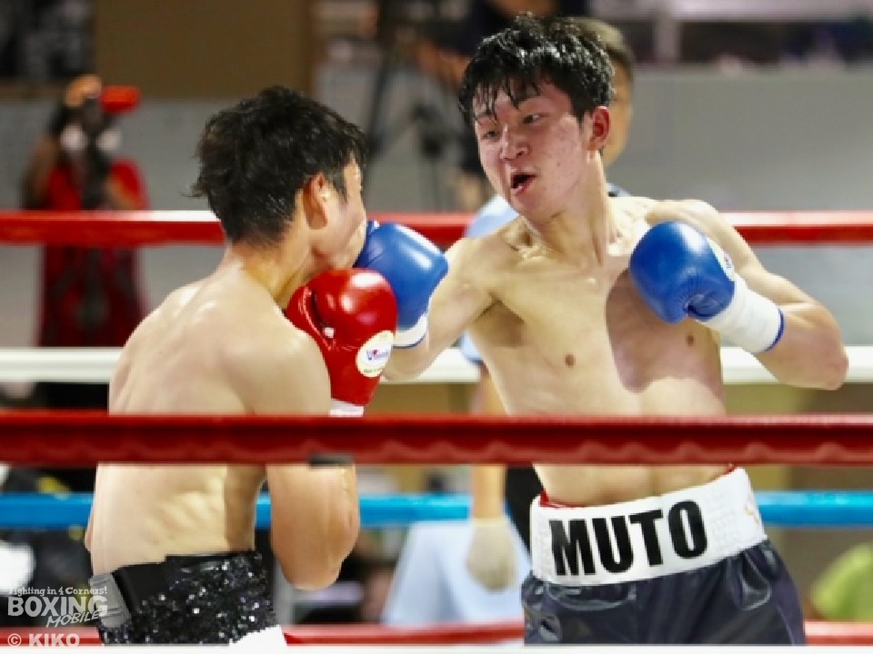 右:ビッグベイビー岡本(六島)が勝利