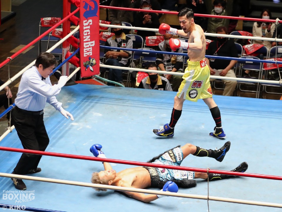 電光石火のKO劇!