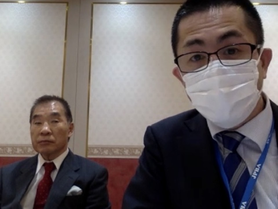 �����{�{�N�V���O�������