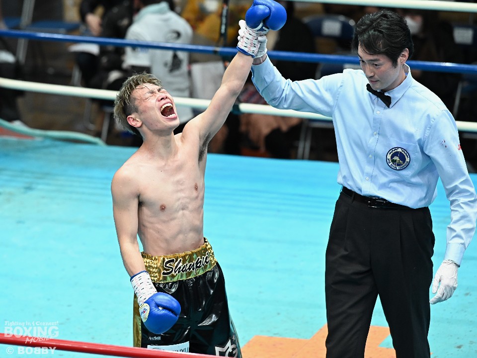 久保春平(宮田)が逆転KO!