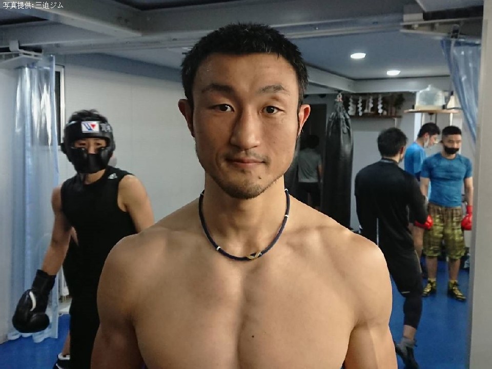 初防衛戦に臨む小原佳太(三迫)