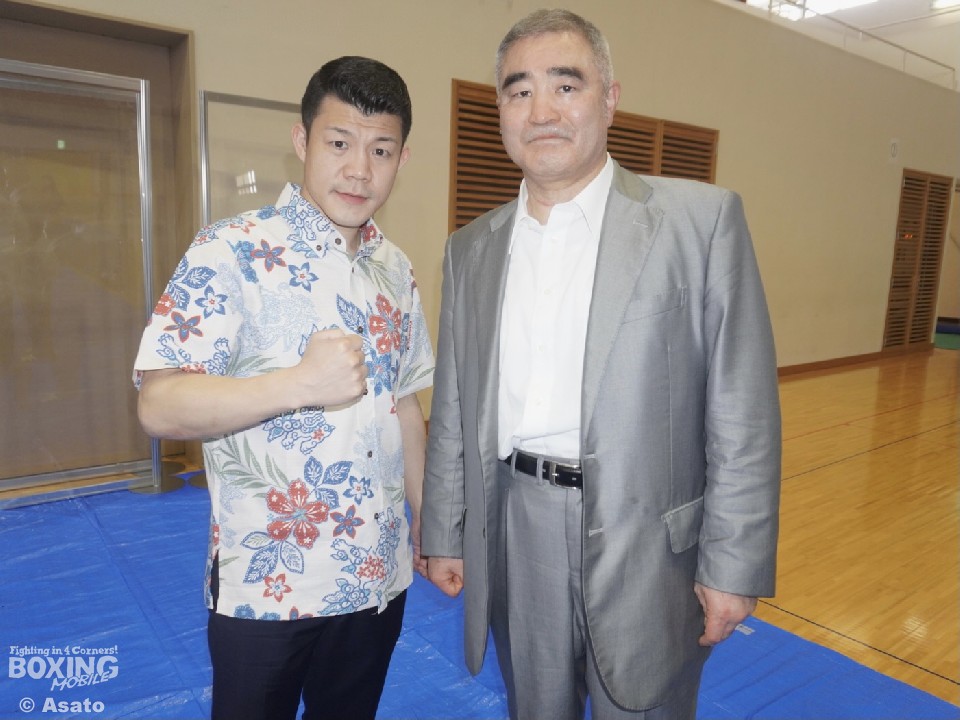 �T�c���B���ƕl�c���j�����L�b�Y�C�x���g�ɎQ��