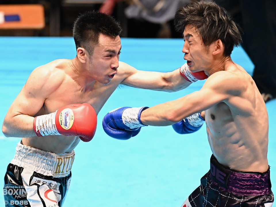 左:川浦龍生(川島) 右:田之岡条(小熊)