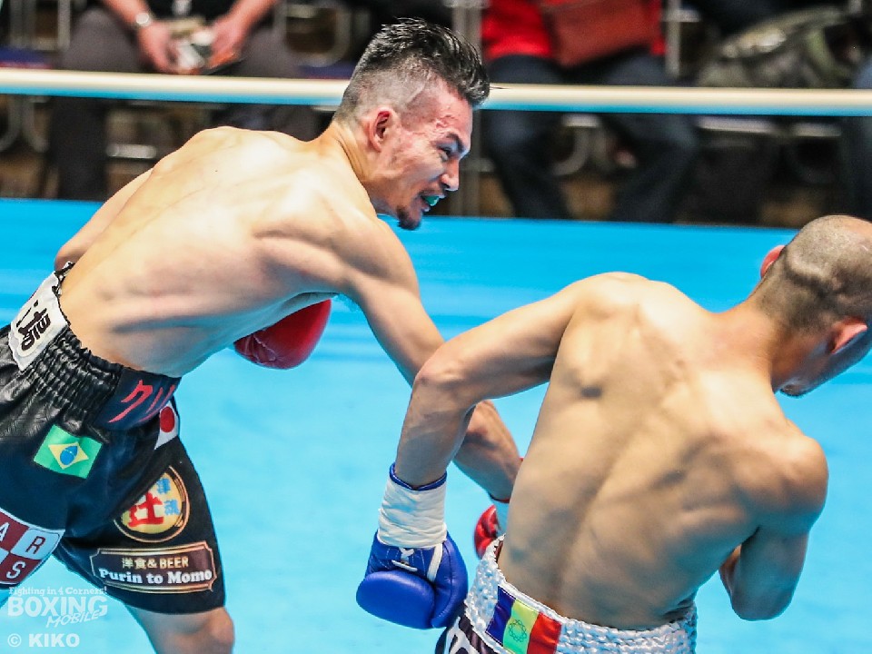 ��:�A�I�L�N���X�`���[�m(�p�C�V���)�̉E���q�b�g