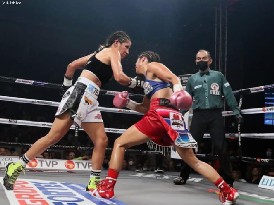 ���L�V�R�l���m�ɂ�鐢�E��