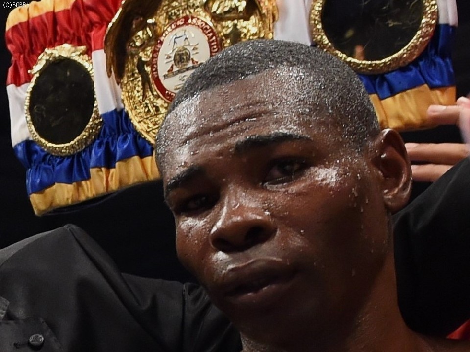 WBO�o���^����4�ʃM�W�F�����E���S���h�[