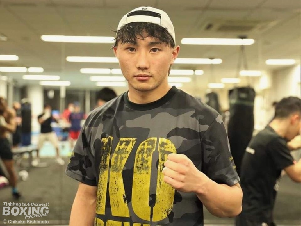 5戦目に臨む松本圭佑(大橋)