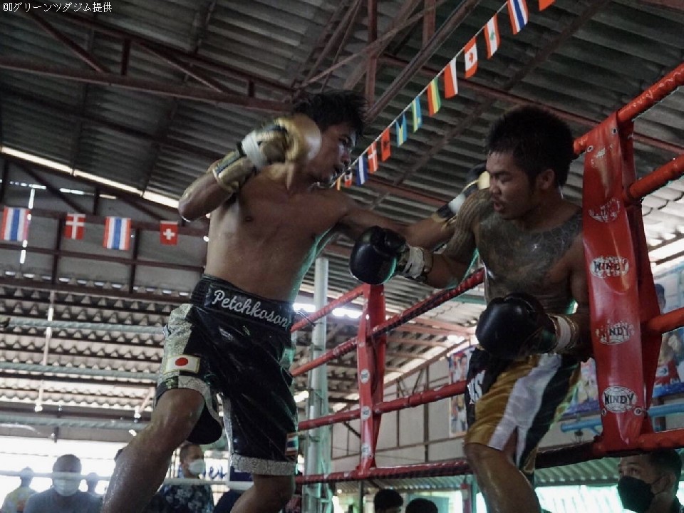 �^�m���T�b�N���^�C��KO����