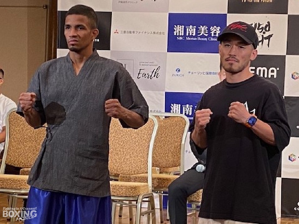 �E:�{�藺(KWORLD3)�͐��E�����J�[�ƌ���