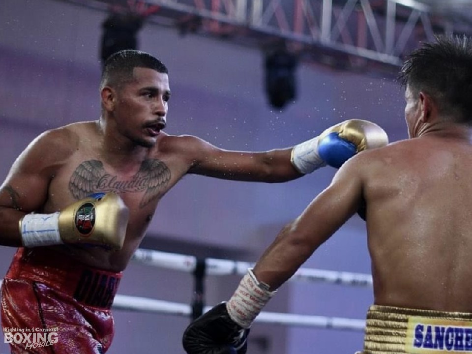 左:世界ランカーのラモス