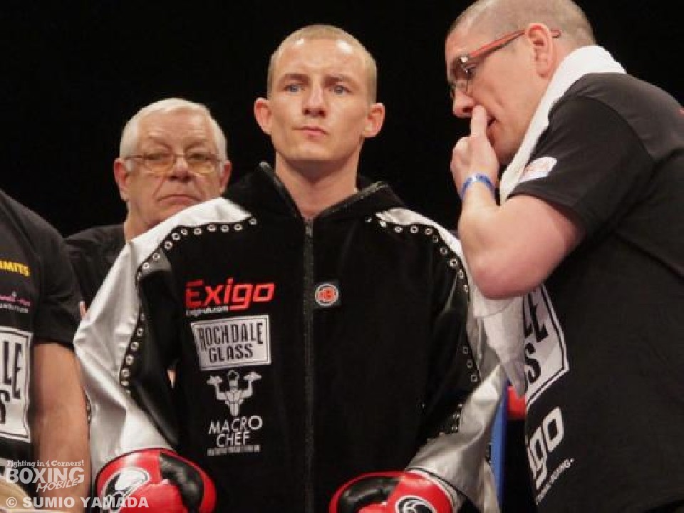 ���x�̓o�g���[ ������O�ɑ̏d����