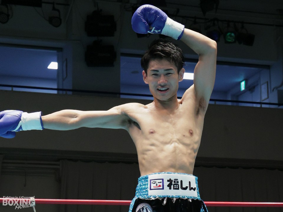 �u������vF�|�[�Y<br>�u�������t�ɂȂ��Ă��܂��܂����vby�勴���F