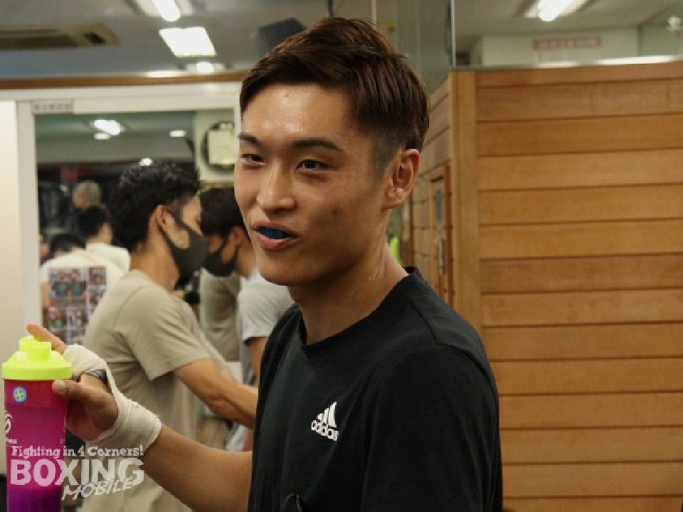 10�����Ԃ�̃����O��! WBO-AP�`�����s�I�����c���C