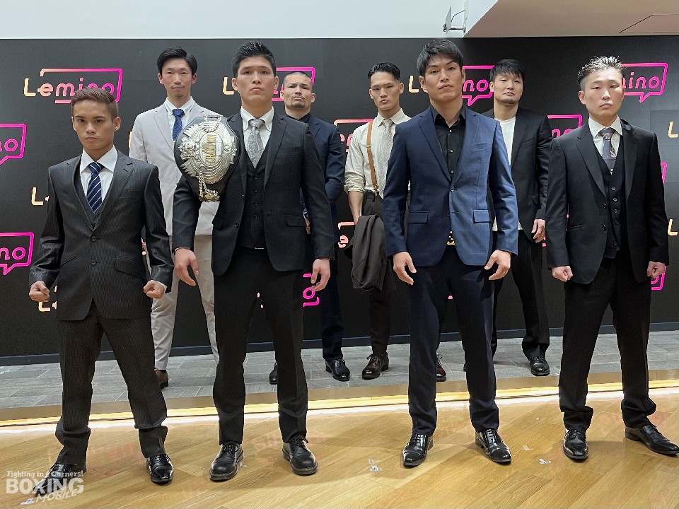 4.26(��)��y���z�[����4����{�^�C�g����