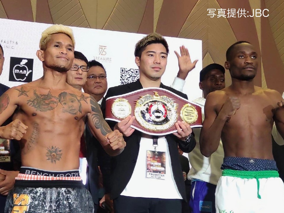 �J�V�������t�B���s���M���Ő��E�����J�[�Ό�!