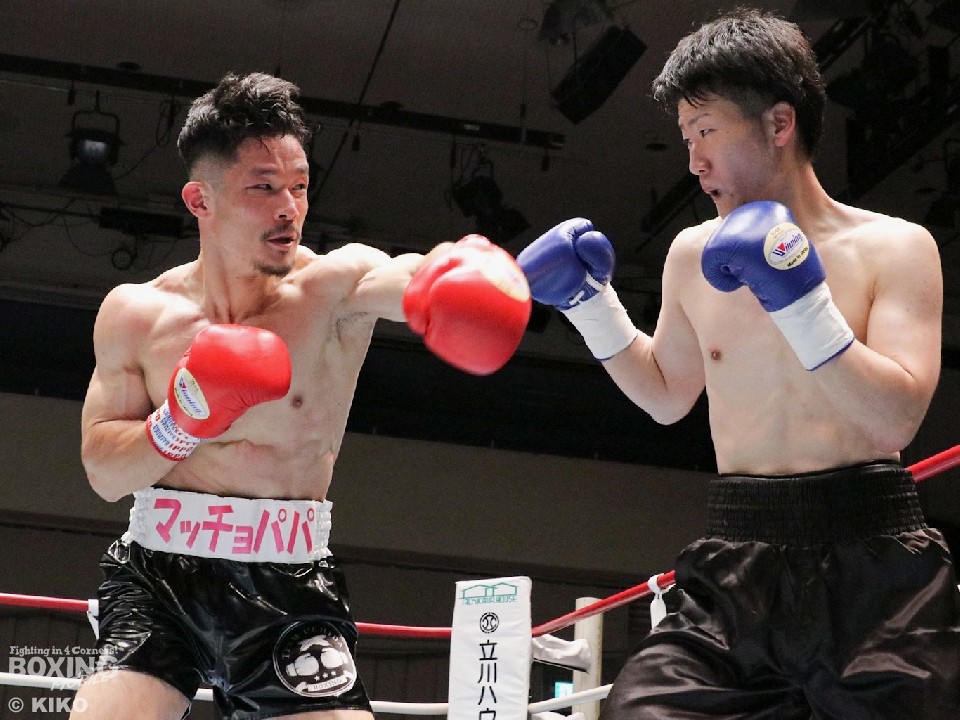 ミドル級戦はKO決着!