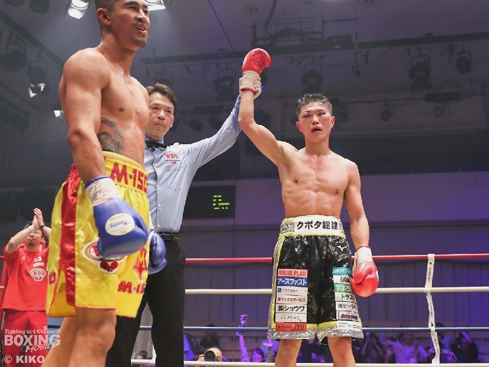 ライト級王者:保田克也(大橋)