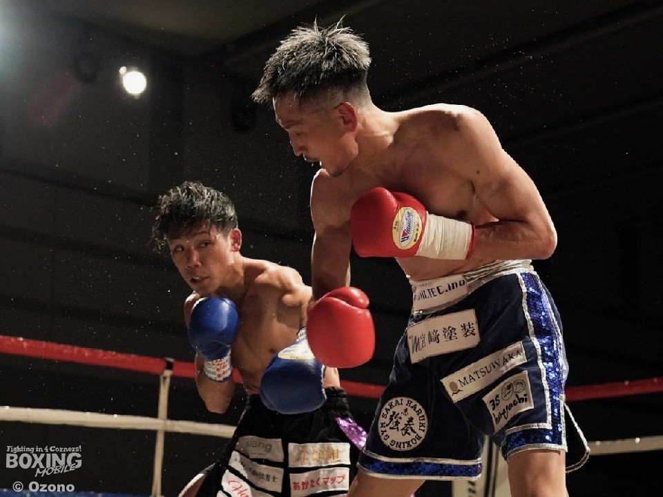 勝利を掴んだのは?