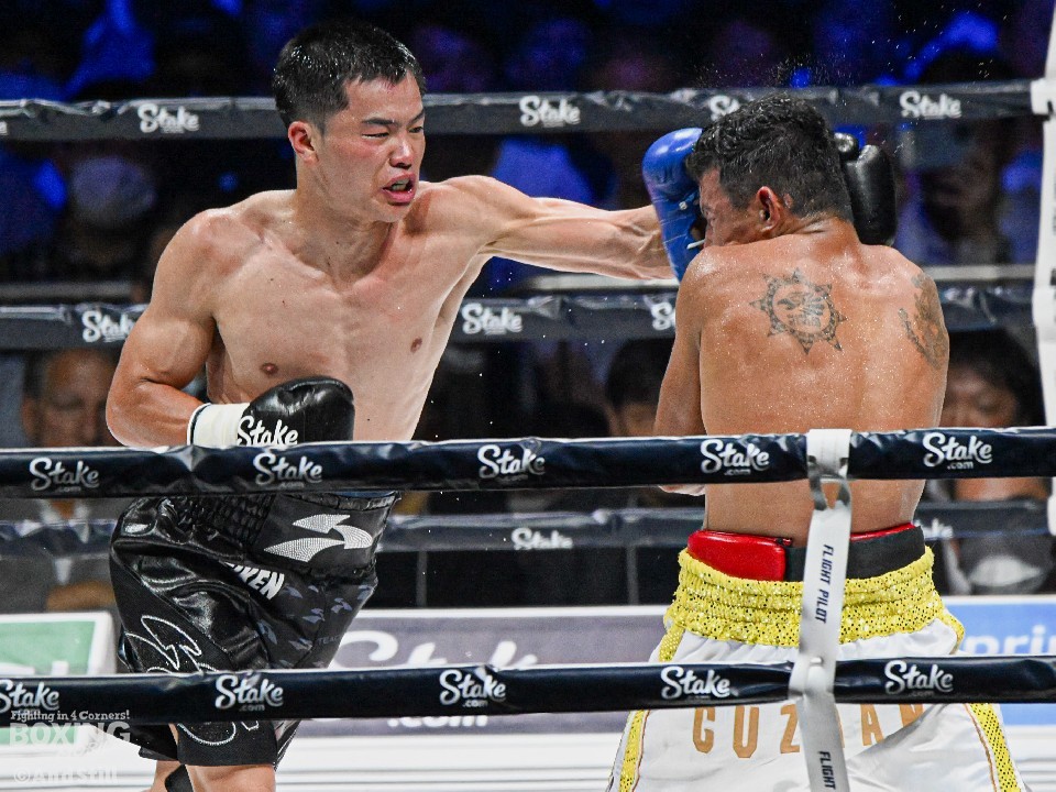 �ߐ{��V�S������𕉏��B3�T�ԃM�u�X