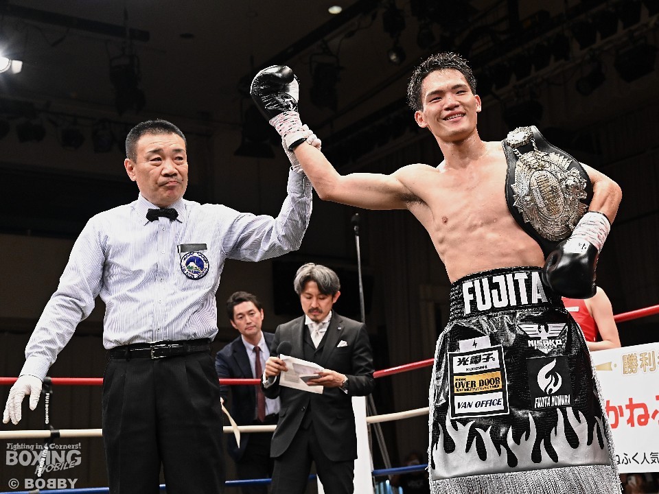 ���c������V2�킪����!