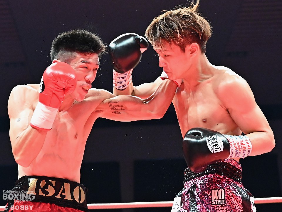 ���{�����J�[�Ό�!