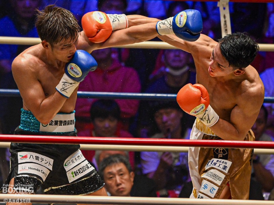 ���C�g���ŋ�����҂�����!