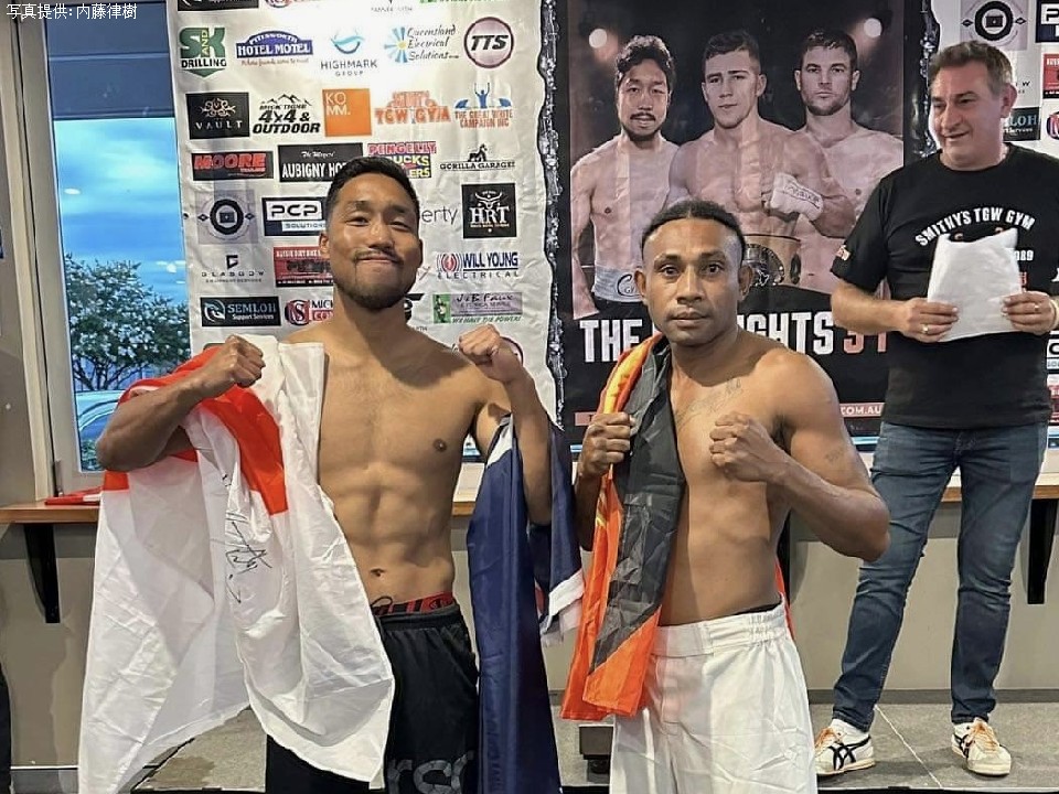 ��������(E&J�J�V�A�X)��2�N�Ԃ�̃����O