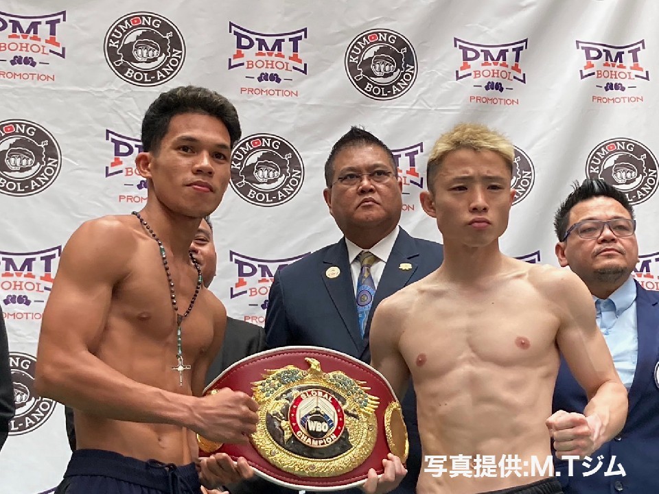 ���V�J(M�ET)���G�n�Ő��E�����J�[�Ƒΐ�