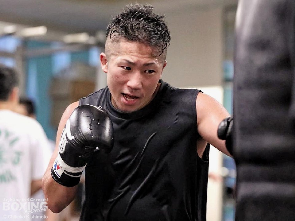 V3戦に臨む井上拓真(大橋)