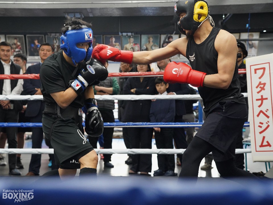 堤とムナルベク