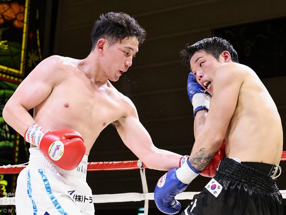 1�N1�����Ԃ�̃����O�ɏオ���������