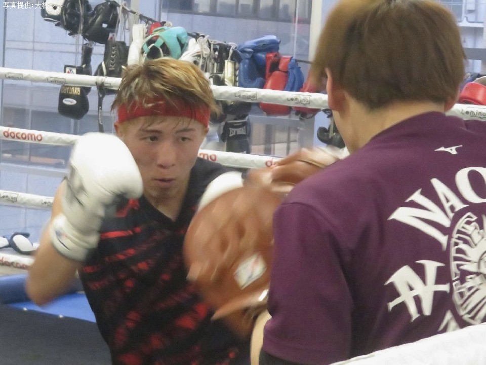 ��㏮�킪���{�t�F�U�[�������J�[��6���E���h