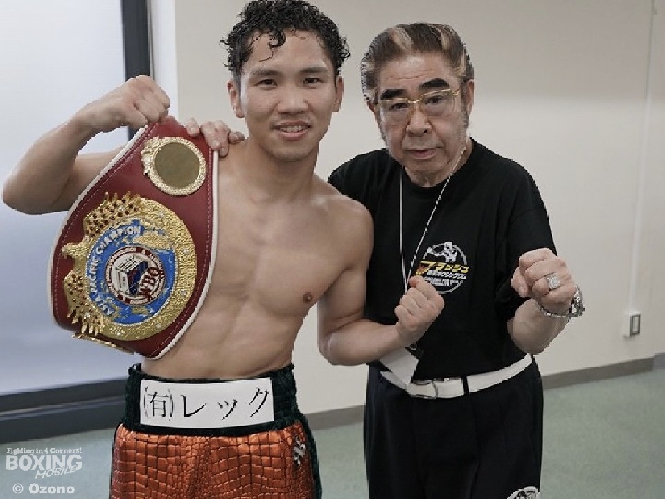 フラッシュ赤羽ジム10年ぶりのチャンピオン!