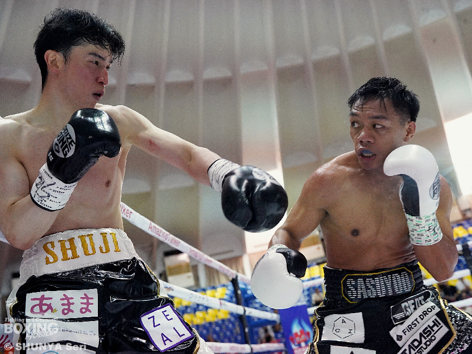 ��p�{�N�V���O�C�x���g